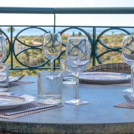 Casa Presa Da Moura * Καρβοέιρο